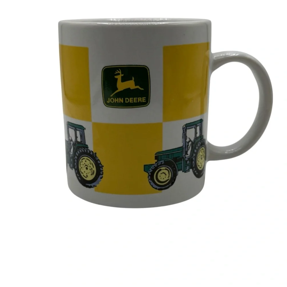 JOHN DEERE “NOTHING RUNS LIKE A DEERE” TRACTOR MUG BY GIBSON